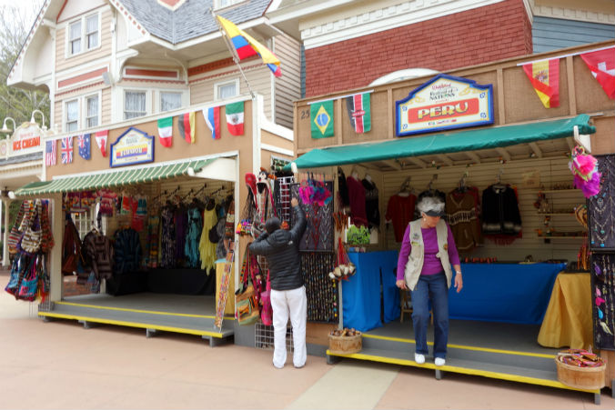 Peru and Ecuador booths