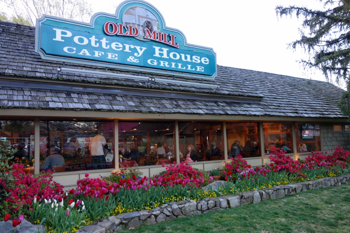 places to eat in Pigeon Forge