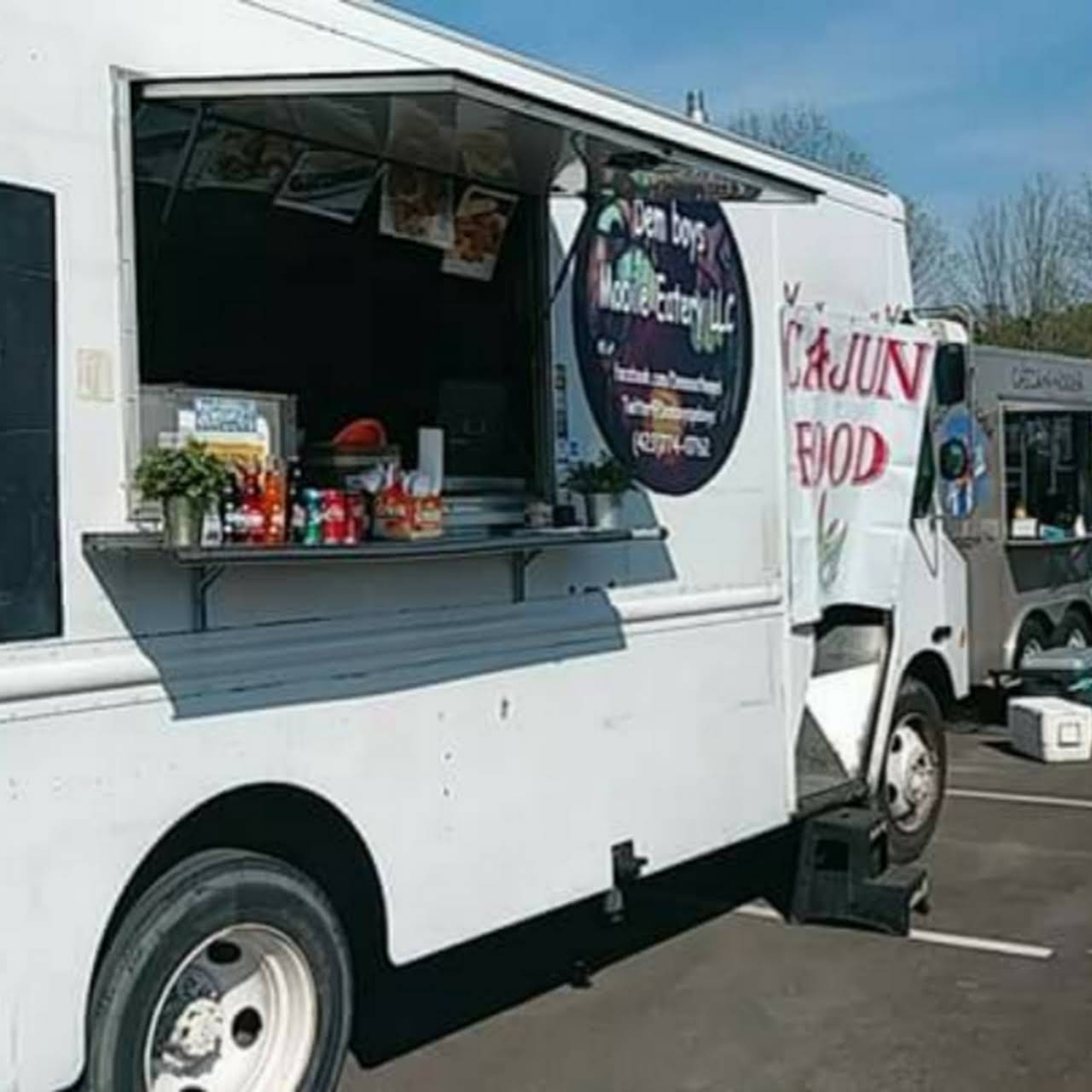 Dem Boys Mobile Eatery, Chattanooga, TN