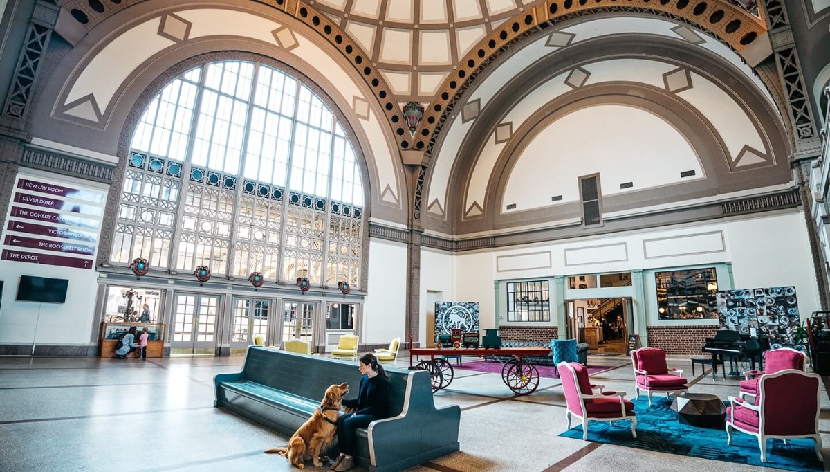 Chattanooga Choo Choo Lobby 