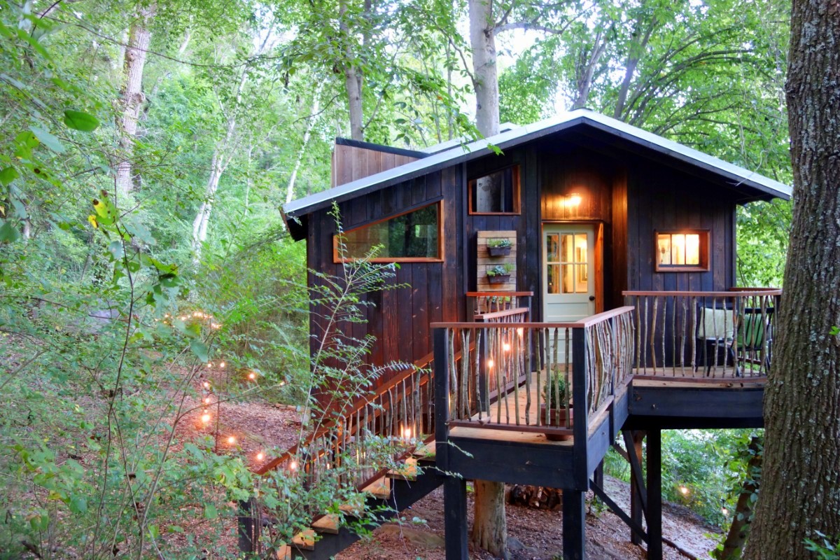 Treetop Hideaways