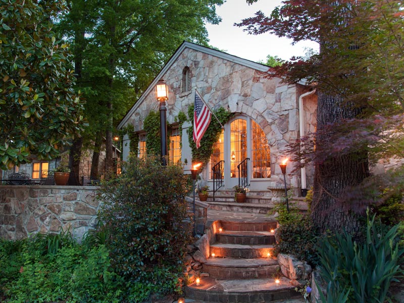 Chattanooga Bed & Breakfasts - Roadtrips & Rollercoasters