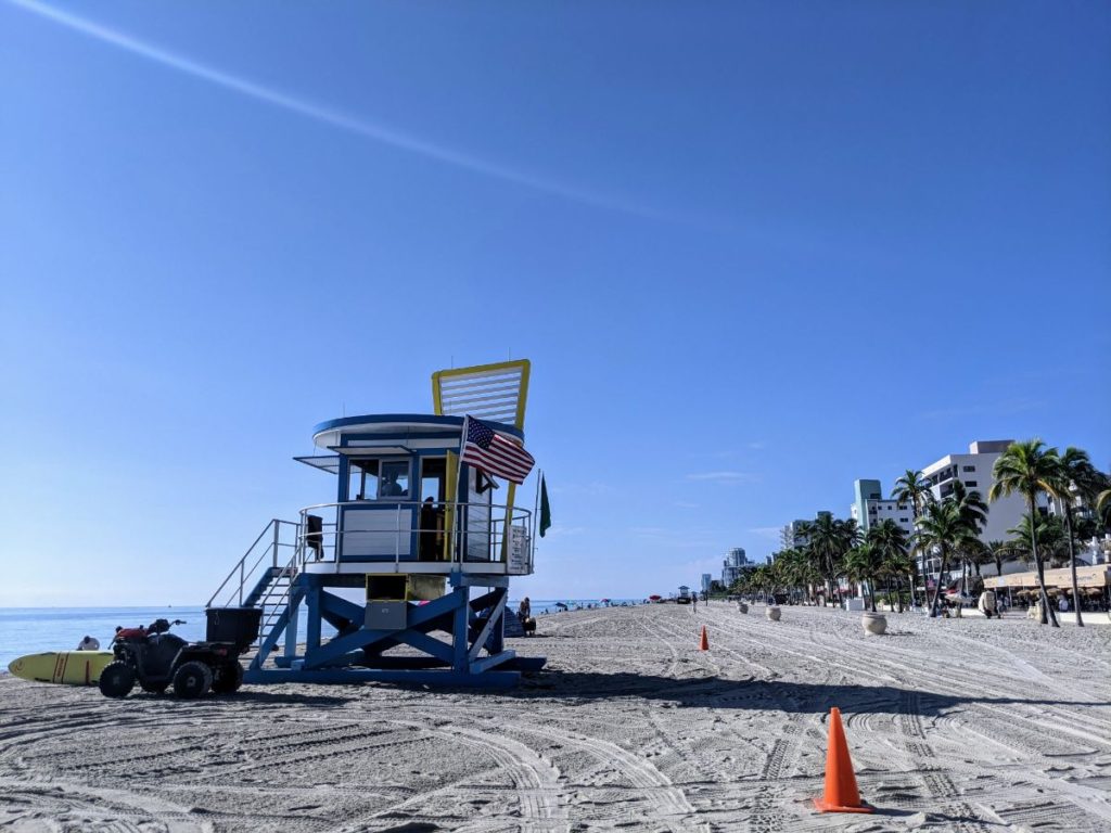 Hollywood Beach lifeguard stand