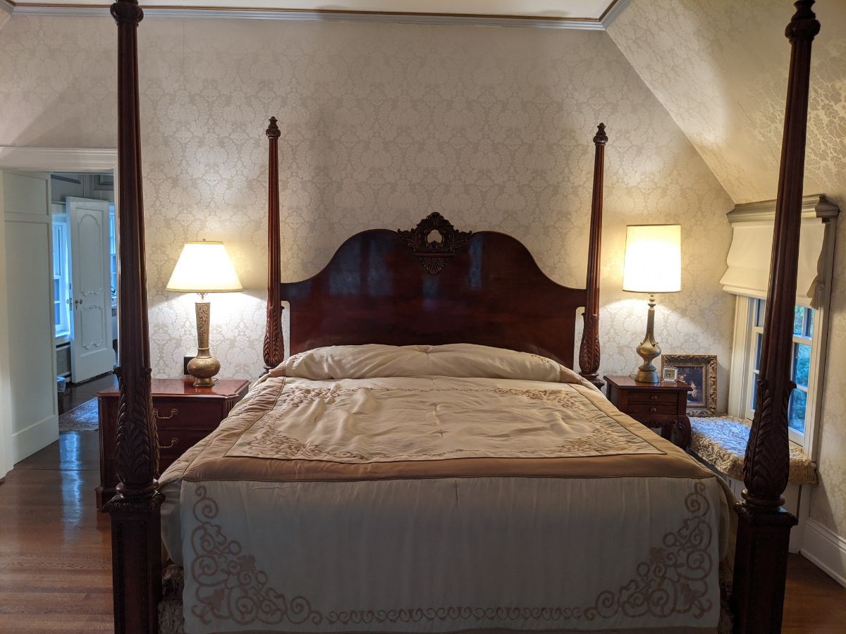 The O'Neil House Bed & Breakfast - Roadtrips & Rollercoasters