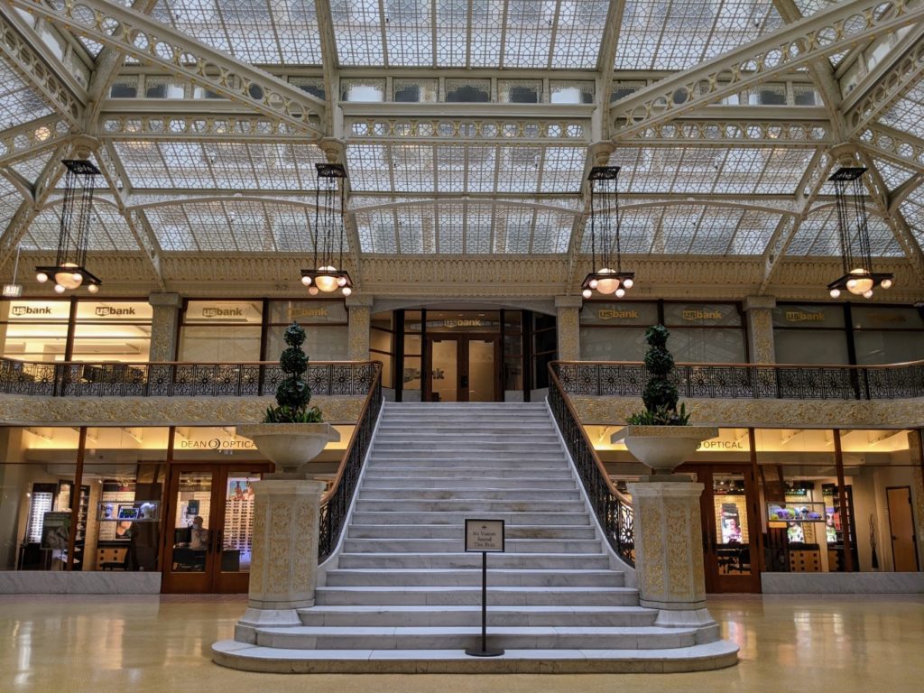 Frank Lloyd Wright Rookery Lobby