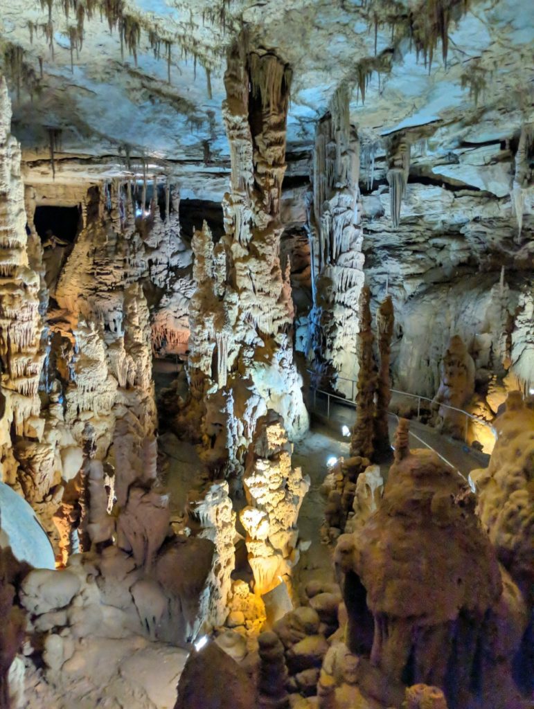 Cathedral Caverns