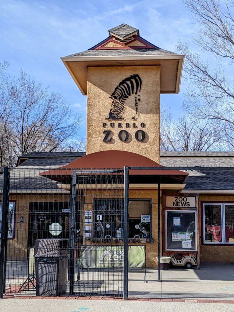 Pueblo Zoo