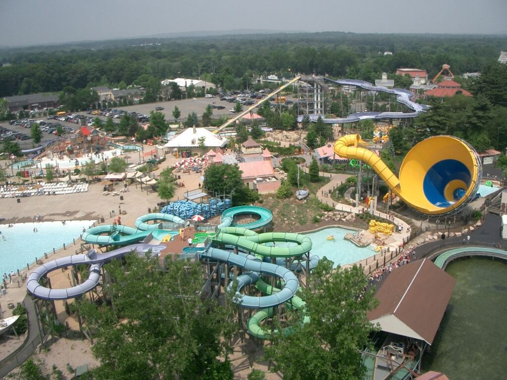 Water parks in Masachusetts