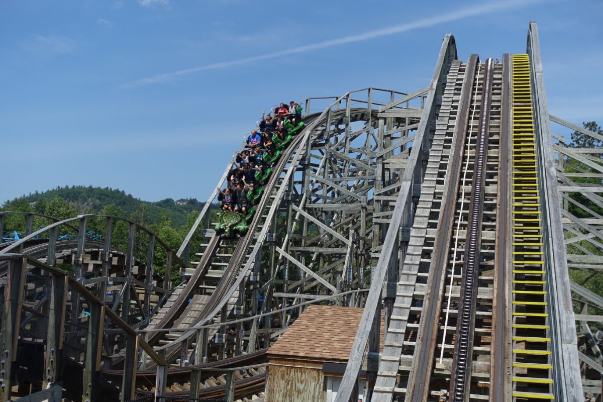 11 Fun and Thrilling Roller Coasters in Maine and New Hampshire