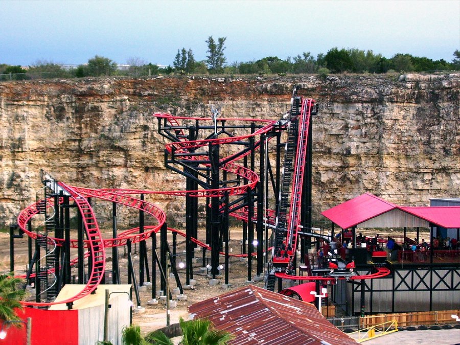 Roller Coasters in Texas - Six Flags Fiesta Texas