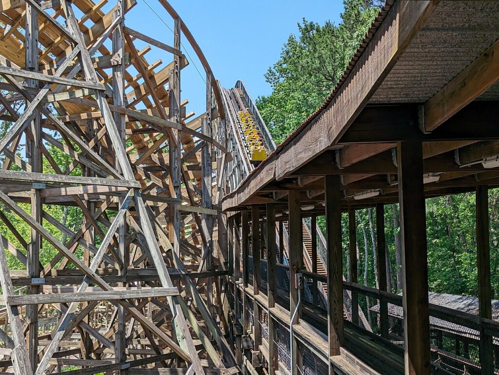 Roller coasters in Virginia