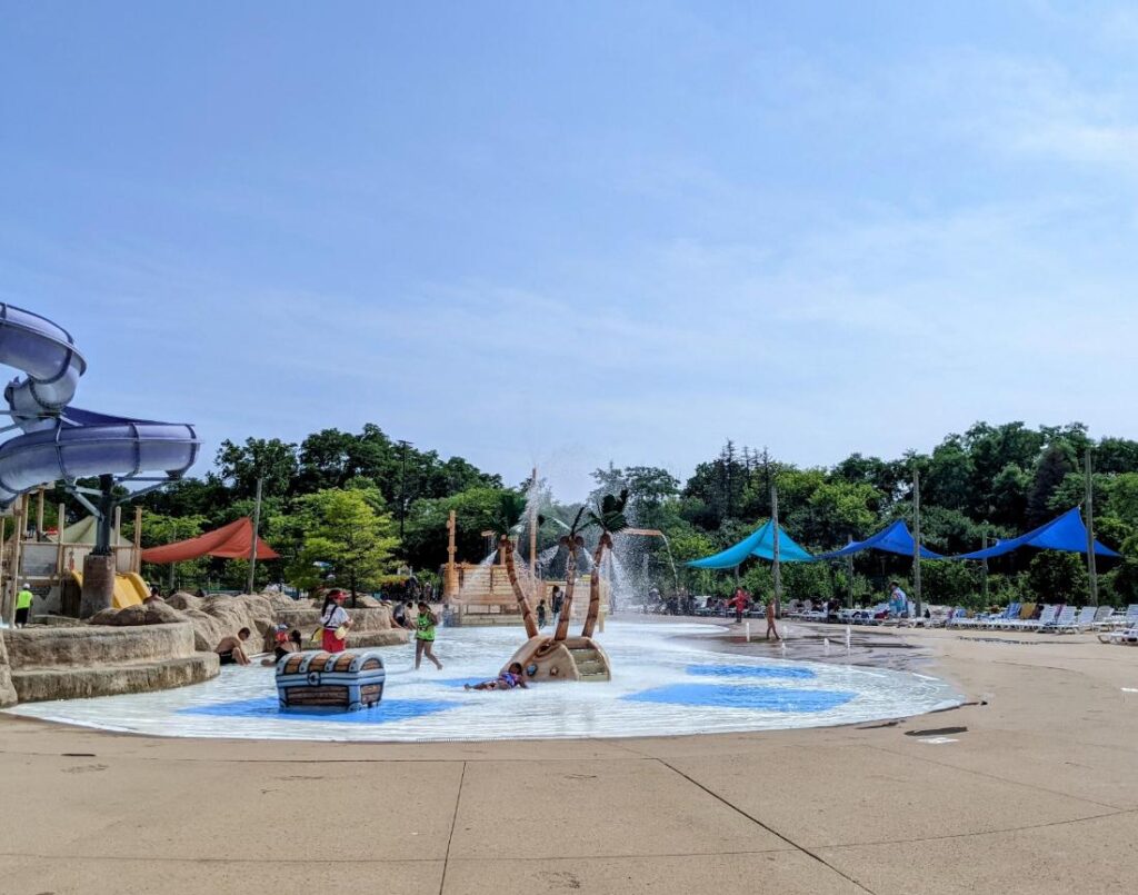 Hurricane Harbor Chicago