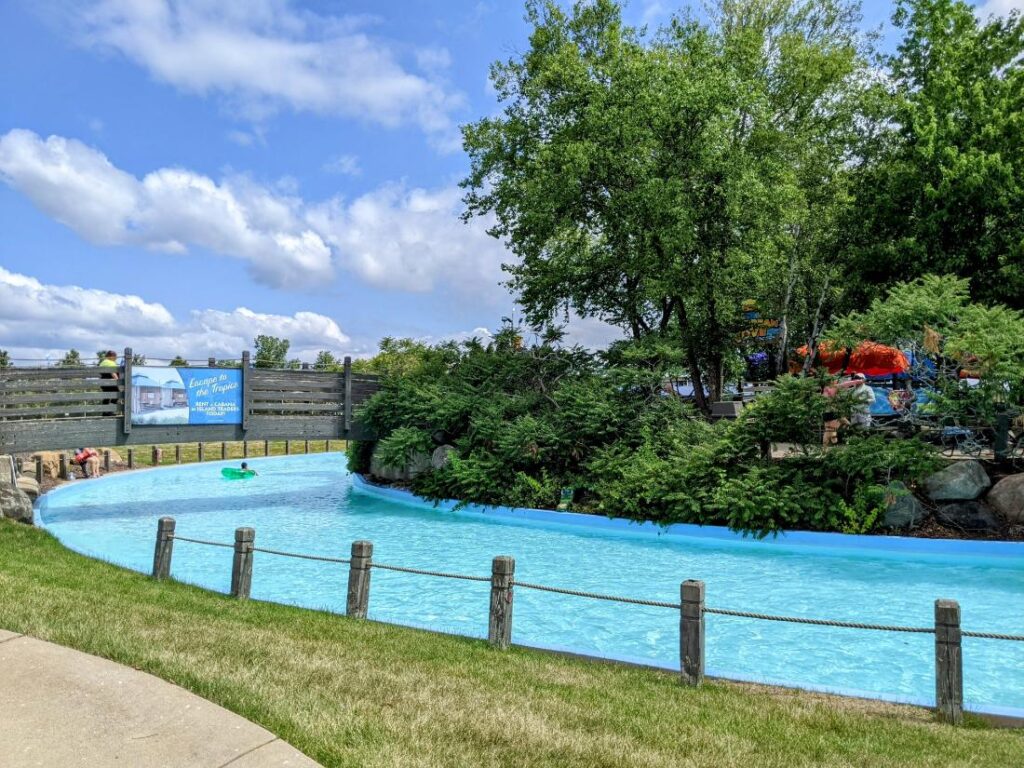 Hurricane Harbor Rockford