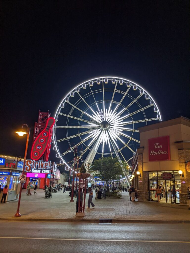 Niagara Falls - Clifton Hill